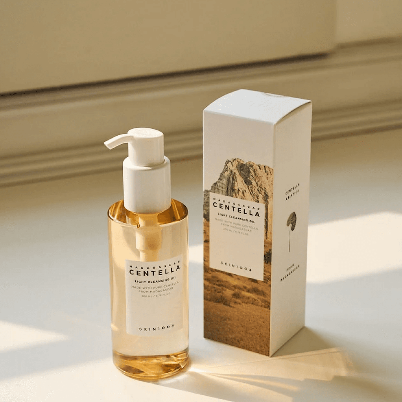 SKIN1004 Madagascar Centella Light Cleansing Oil 200ml
